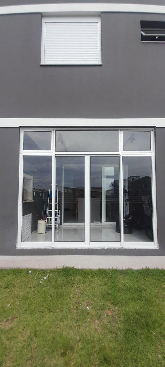 Linha Suprema / L.25 Alusupra
